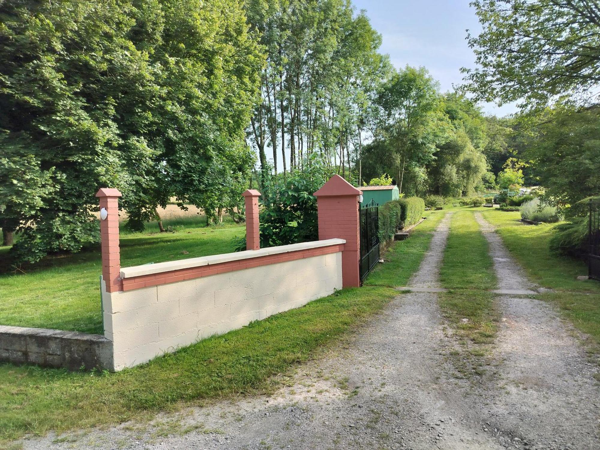 Chambres d'hôtes / B&B Chez Mon Rêve Eguzon-Chantome Exterior foto